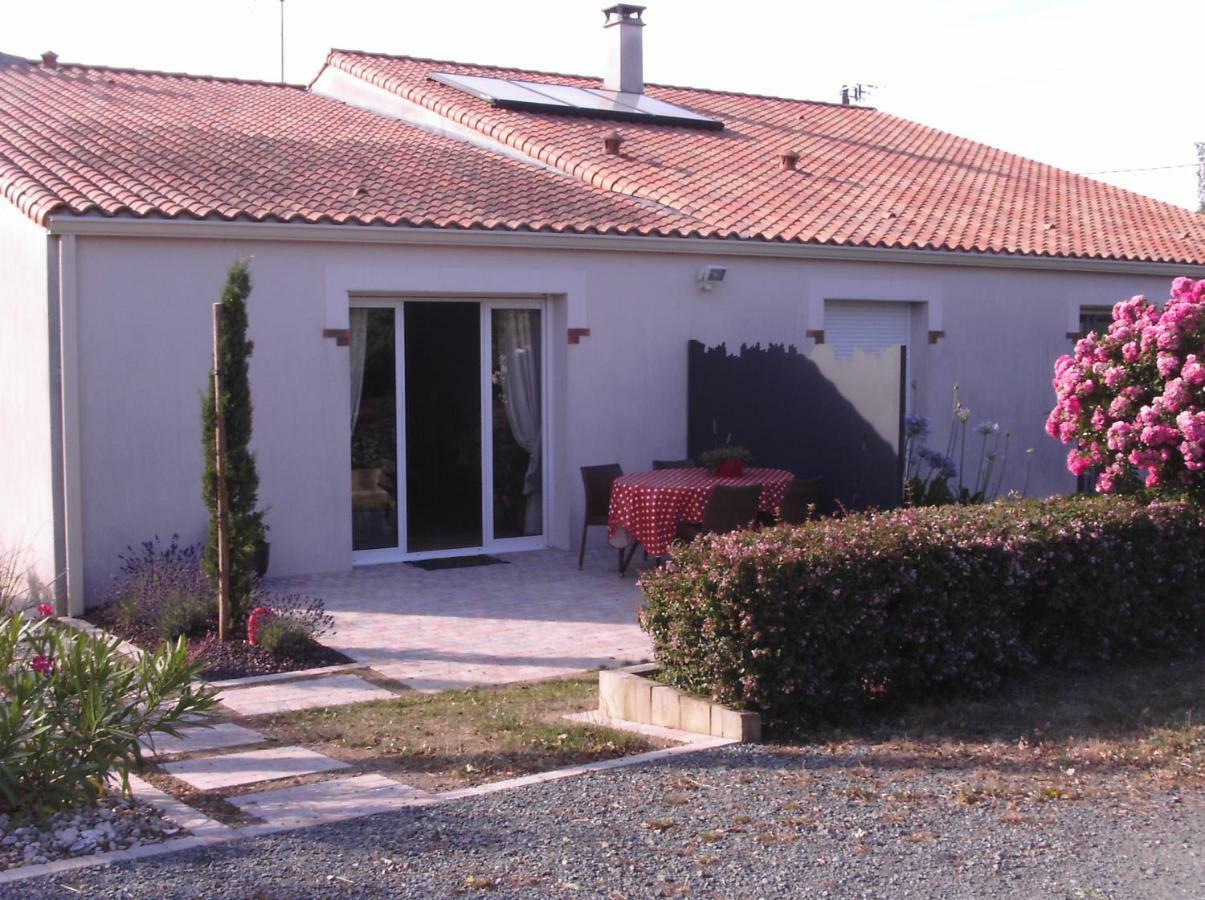 Gite Le Logis Mouchamps المظهر الخارجي الصورة